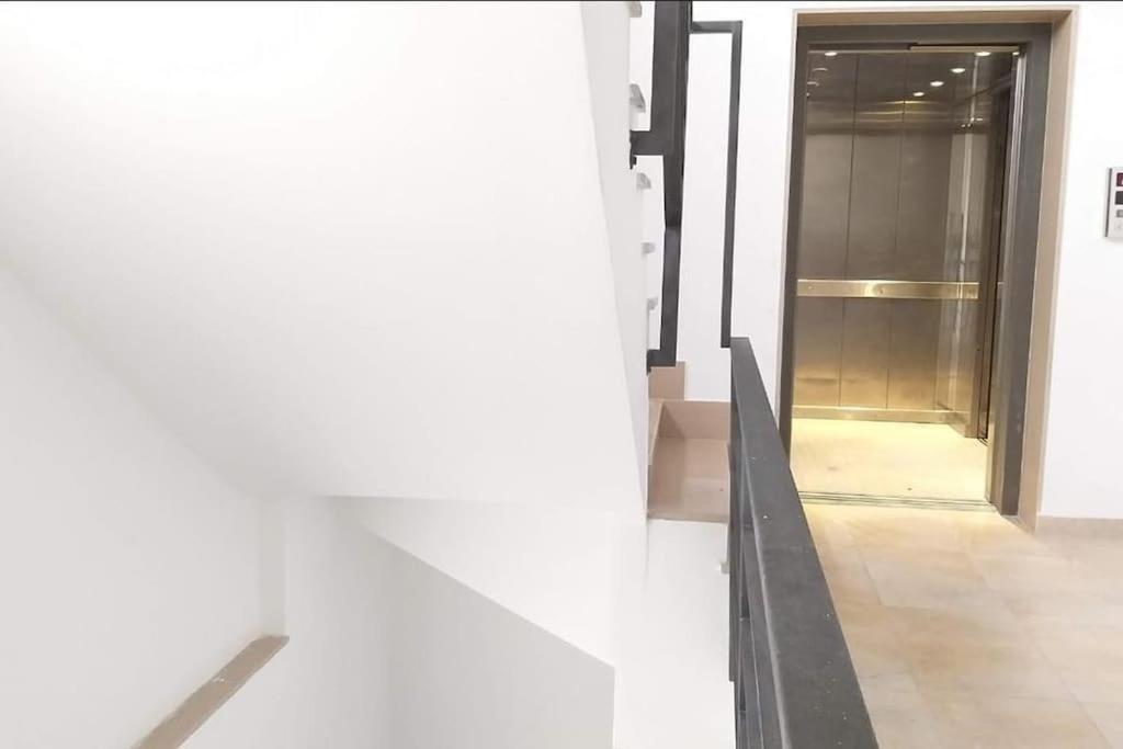Genci's Appartement *